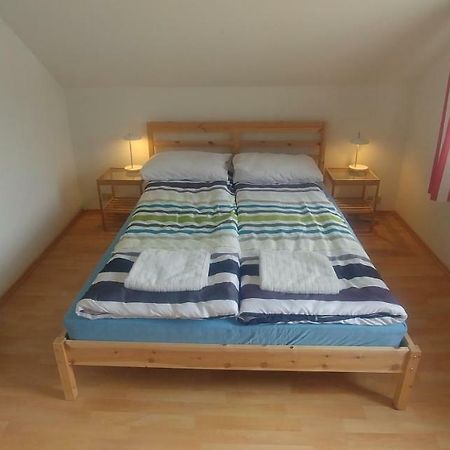 East Iceland Homestay Eskifjorthur Екстер'єр фото